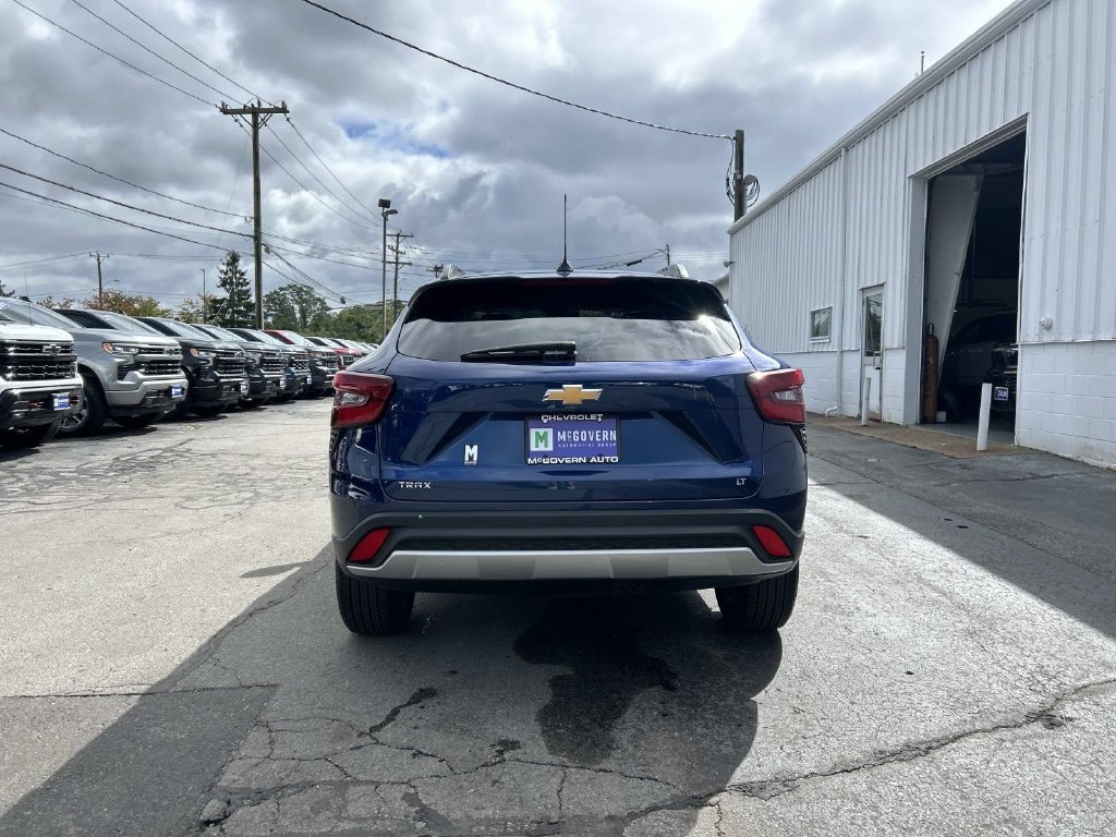 Used 2024 Chevrolet Trax LT SUV