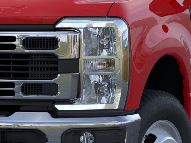 2026 Ford F-350 Super Duty Chassis Cab XL - Photo 18