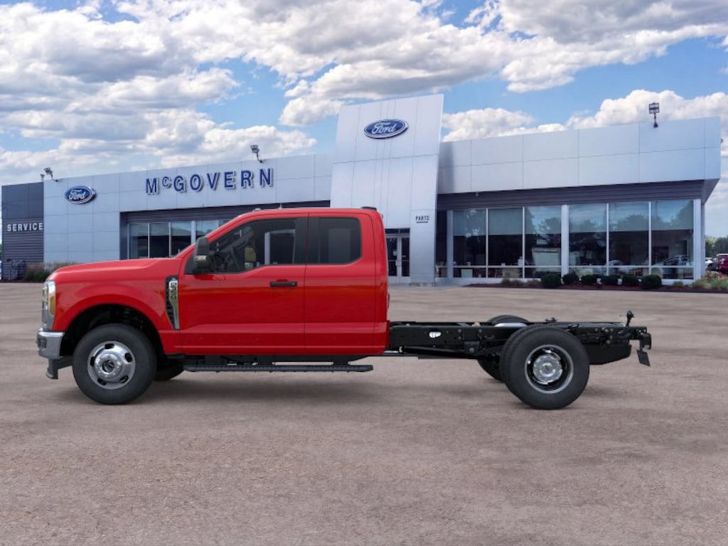 New 2026 Ford F-350SD XL Chassis