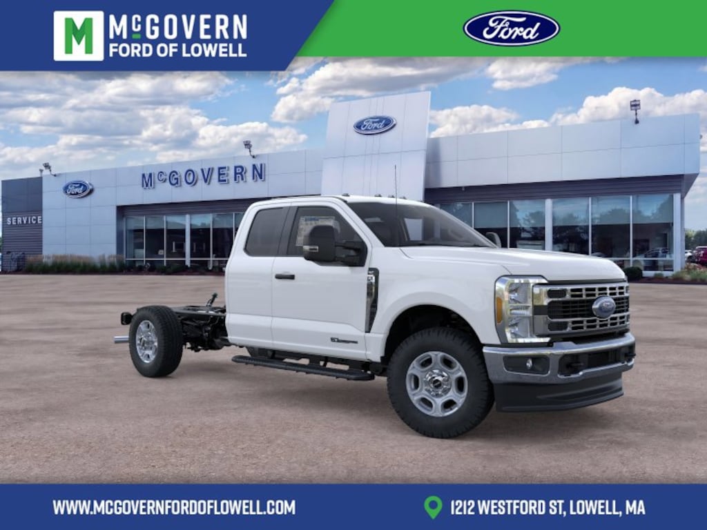 New 2026 Ford F-350SD XLT Chassis