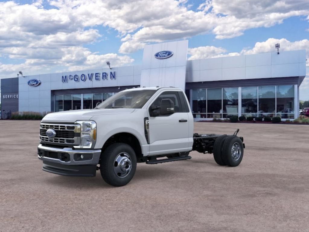 New 2026 Ford F-350SD XL Chassis