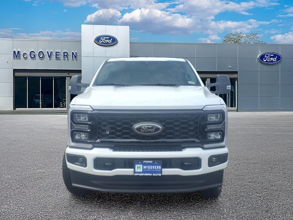 New 2026 Ford F-350SD Lariat Truck