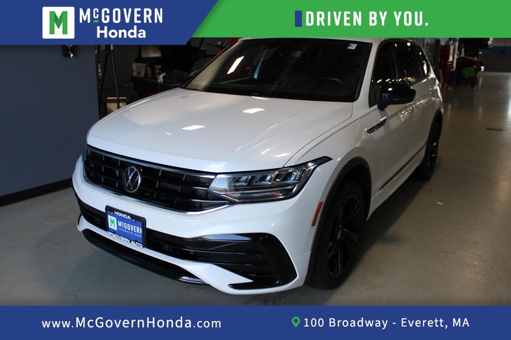 2024 Volkswagen Tiguan SE R-LINE BLACK