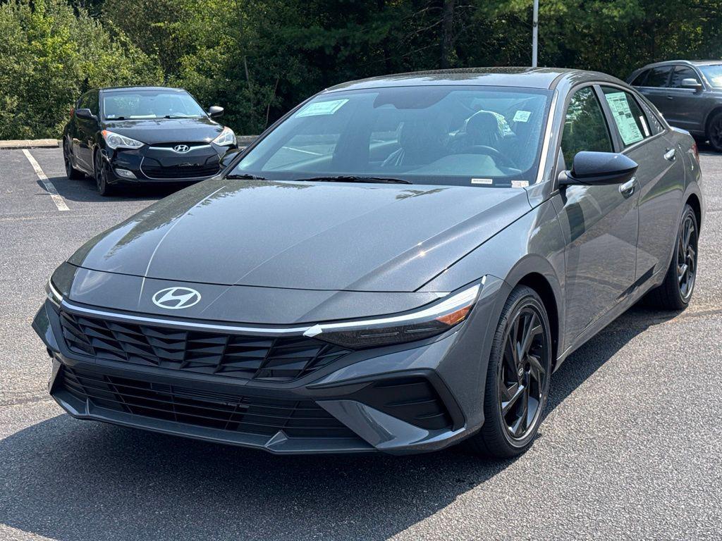 Hyundai Elantra