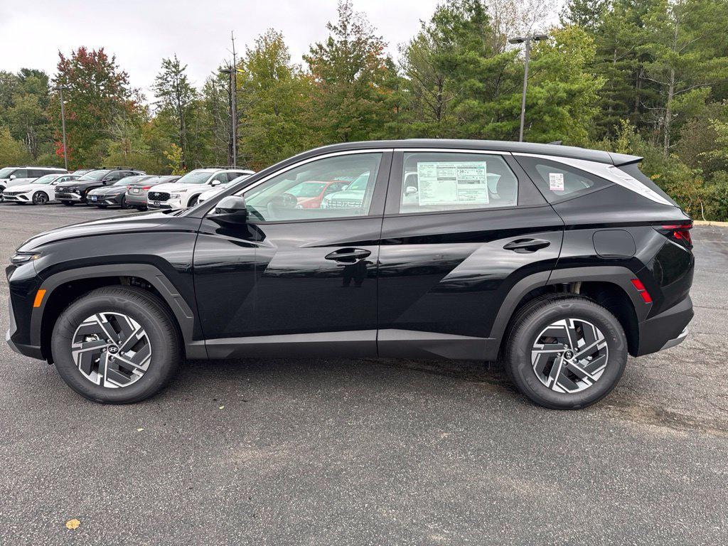New 2026 Hyundai Tucson Hybrid Blue SUV