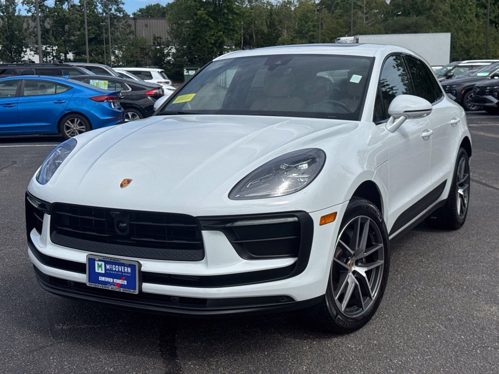 2023 Porsche Macan
