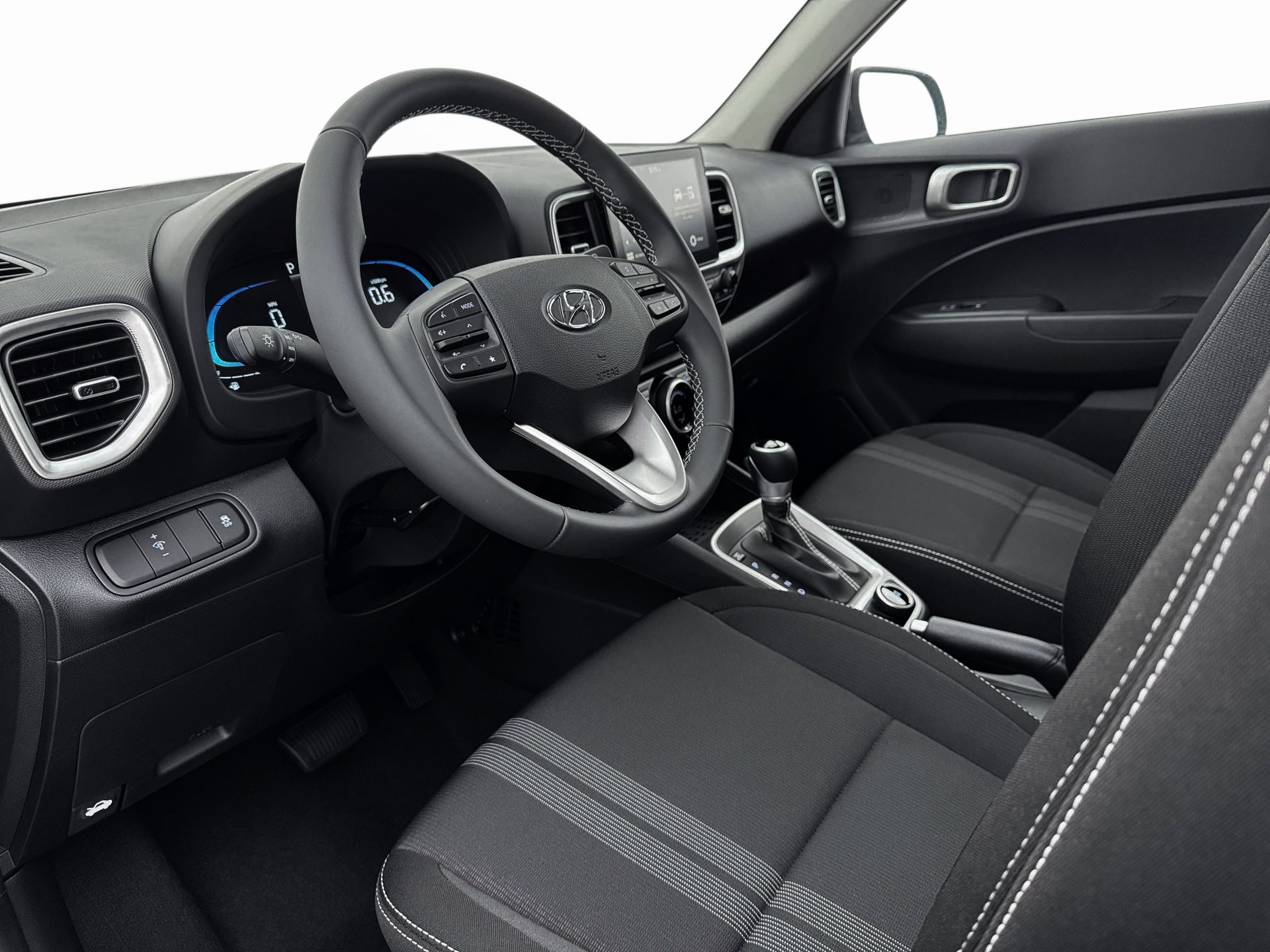 2026 Hyundai Venue SEL - Photo 14