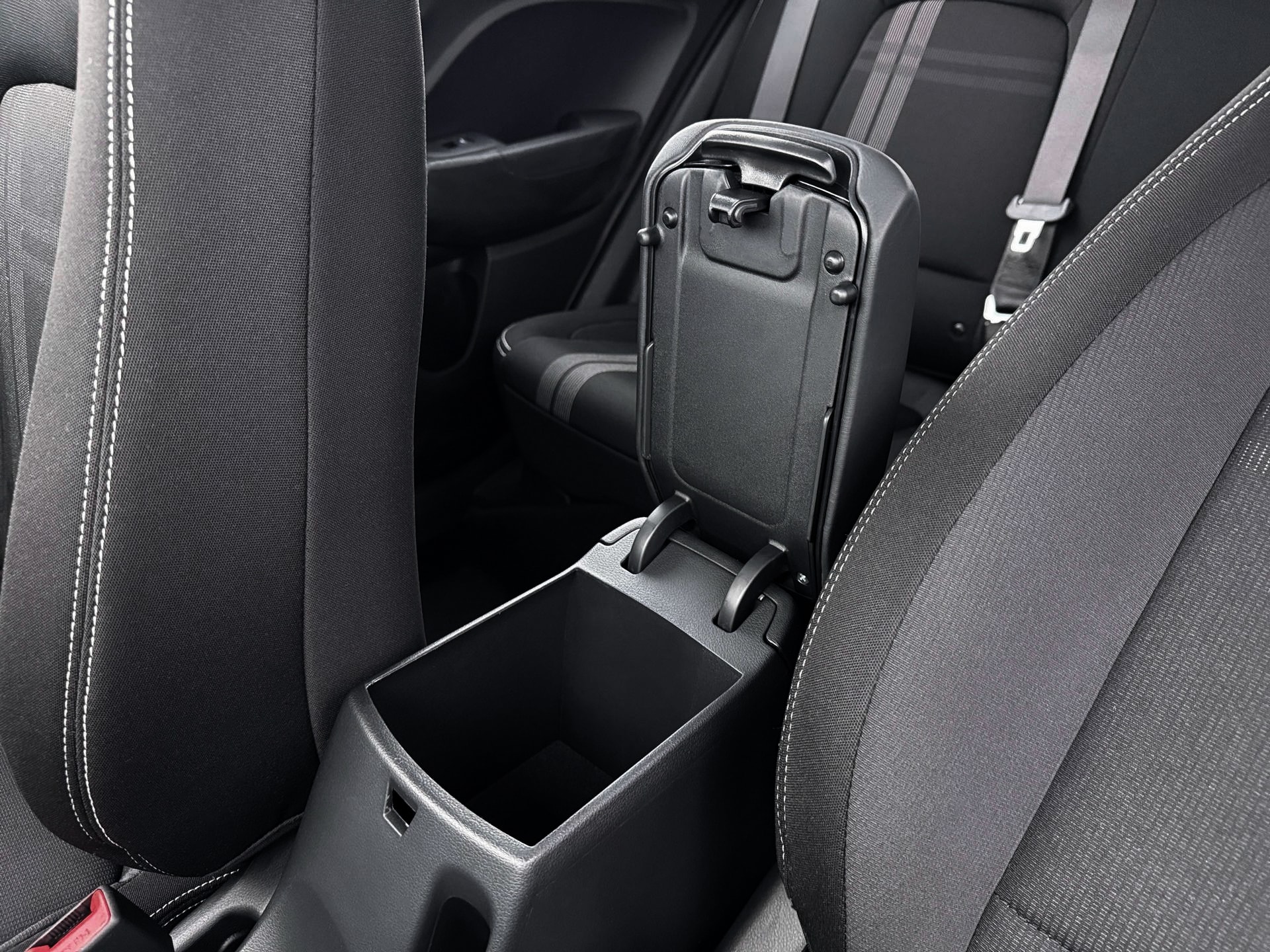 2026 Hyundai Venue SEL - Photo 18