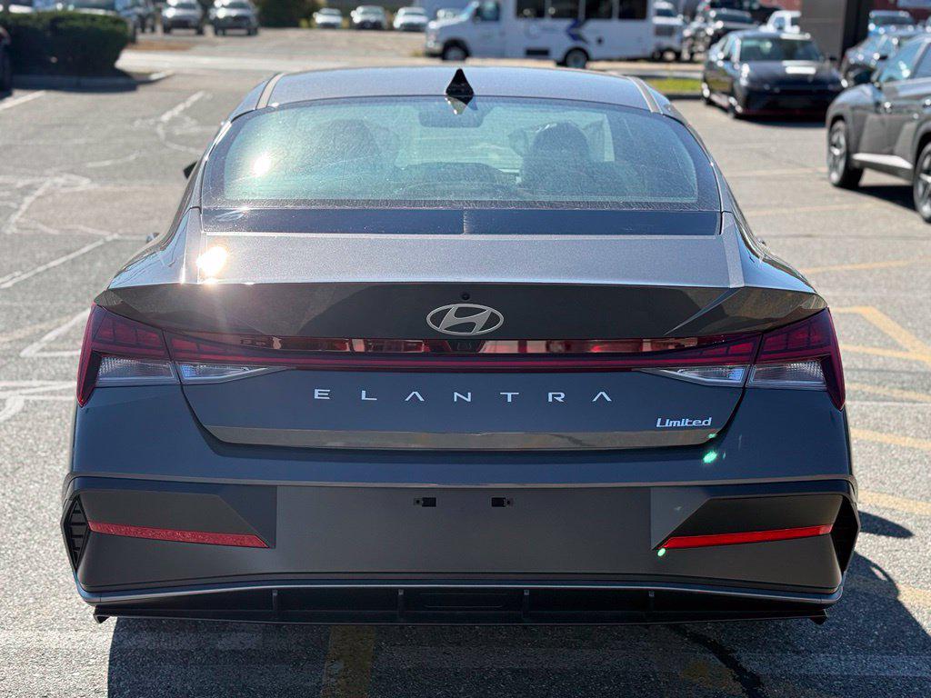 New 2026 Hyundai Elantra Limited Sedan