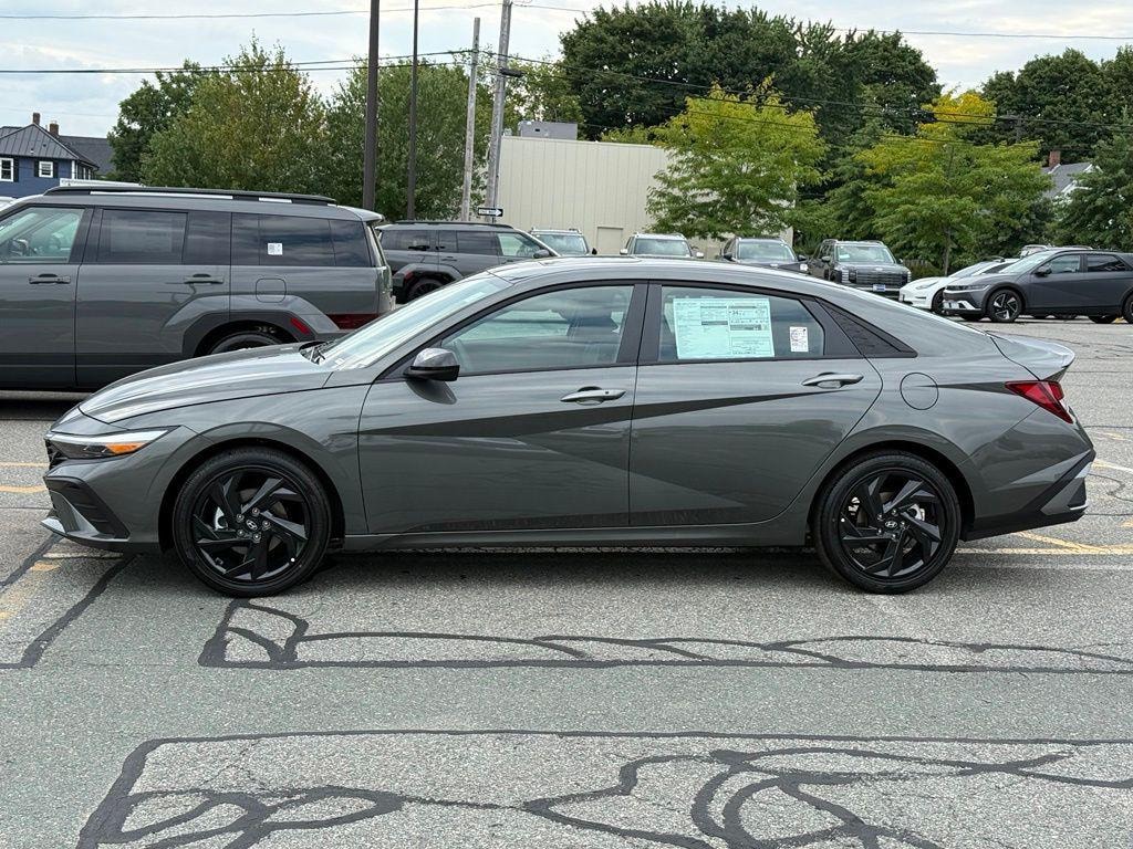 New 2026 Hyundai Elantra SEL Sport Sedan