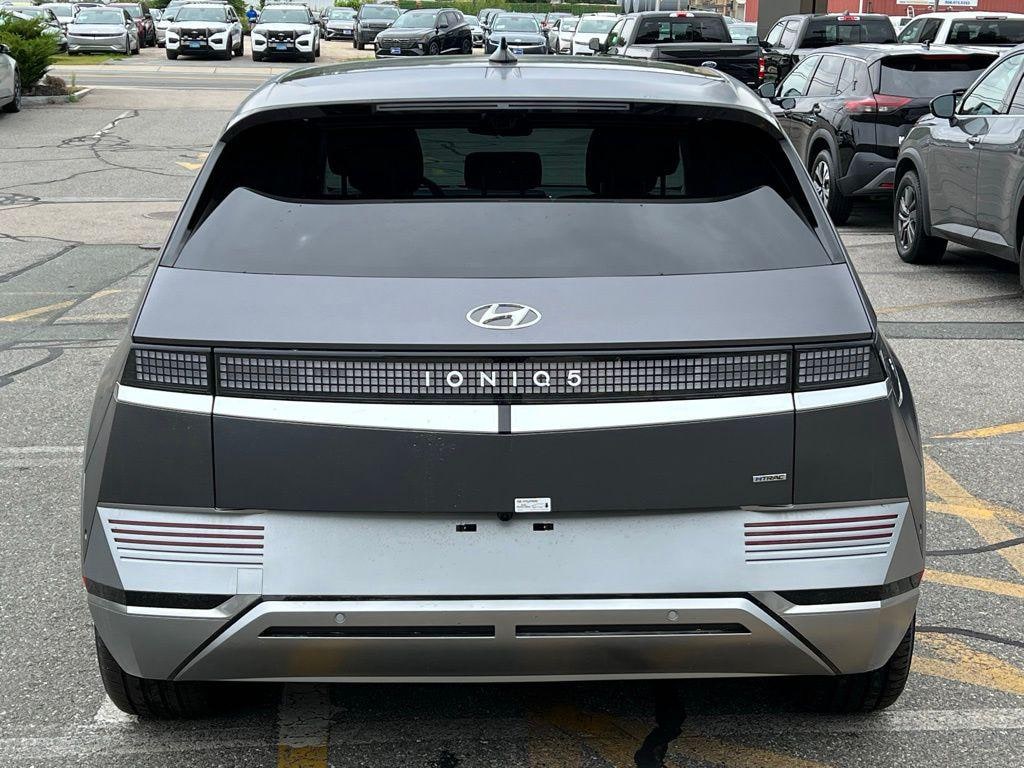 New 2024 Hyundai IONIQ 5 Limited SUV