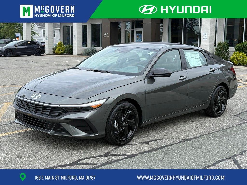 New 2026 Hyundai Elantra SEL Sport Sedan