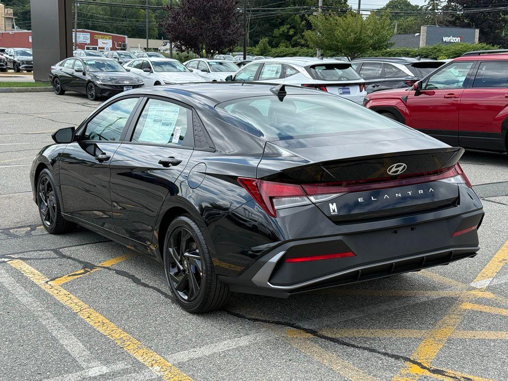 New 2026 Hyundai Elantra SEL Sport Sedan