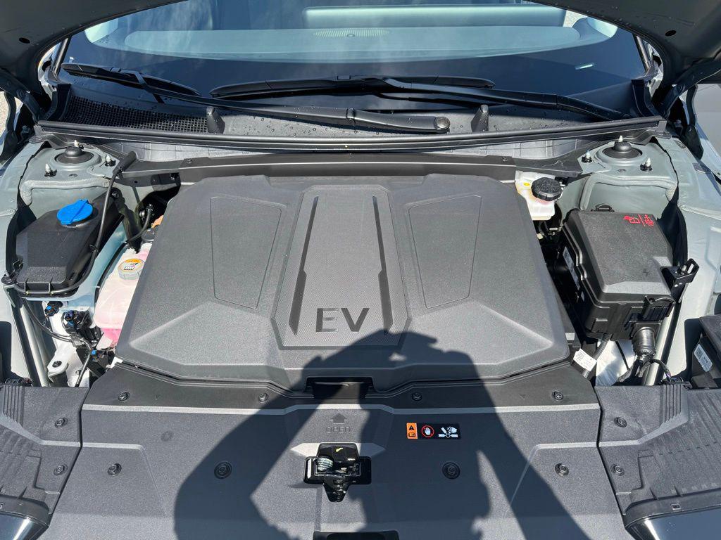 2025 Hyundai IONIQ 5 SEL - Photo 10