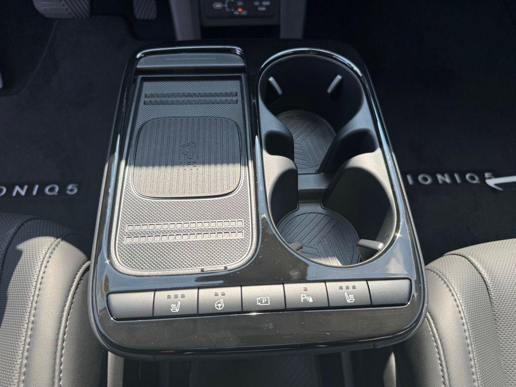 2025 Hyundai IONIQ 5 SEL - Photo 26
