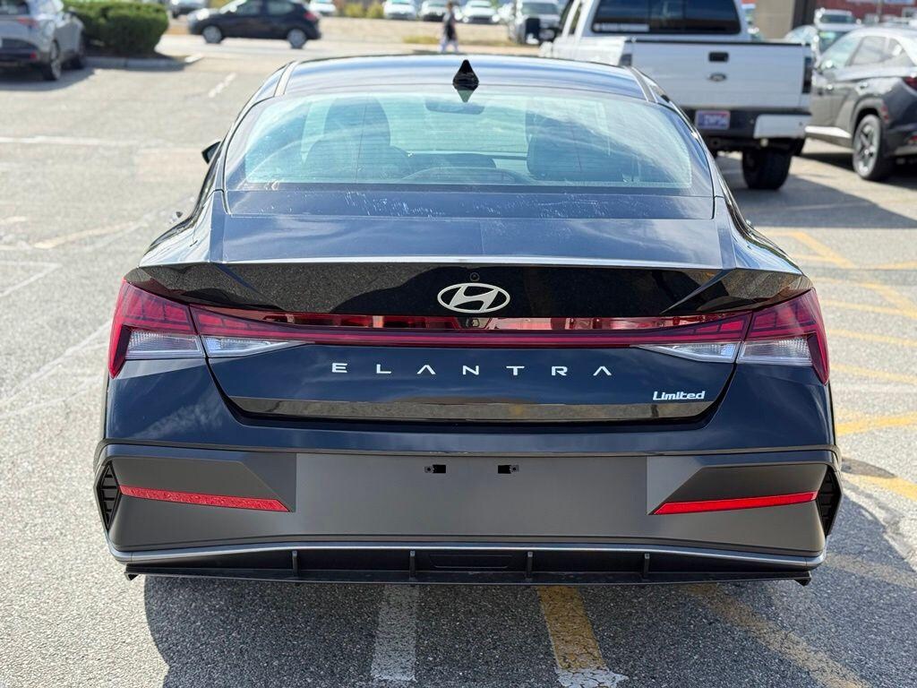 New 2026 Hyundai Elantra Limited Sedan