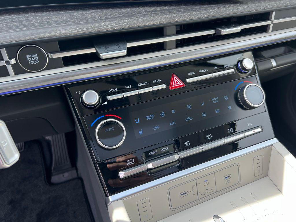 2026 Hyundai Santa Fe Calligraphy - Photo 26