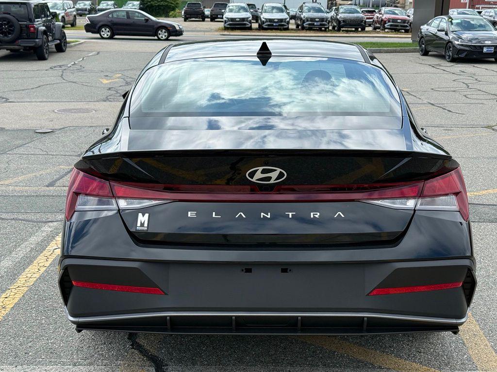 New 2026 Hyundai Elantra SEL Sport Sedan