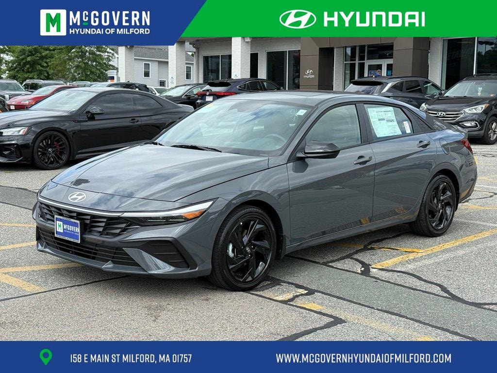 New 2026 Hyundai Elantra SEL Sport Sedan