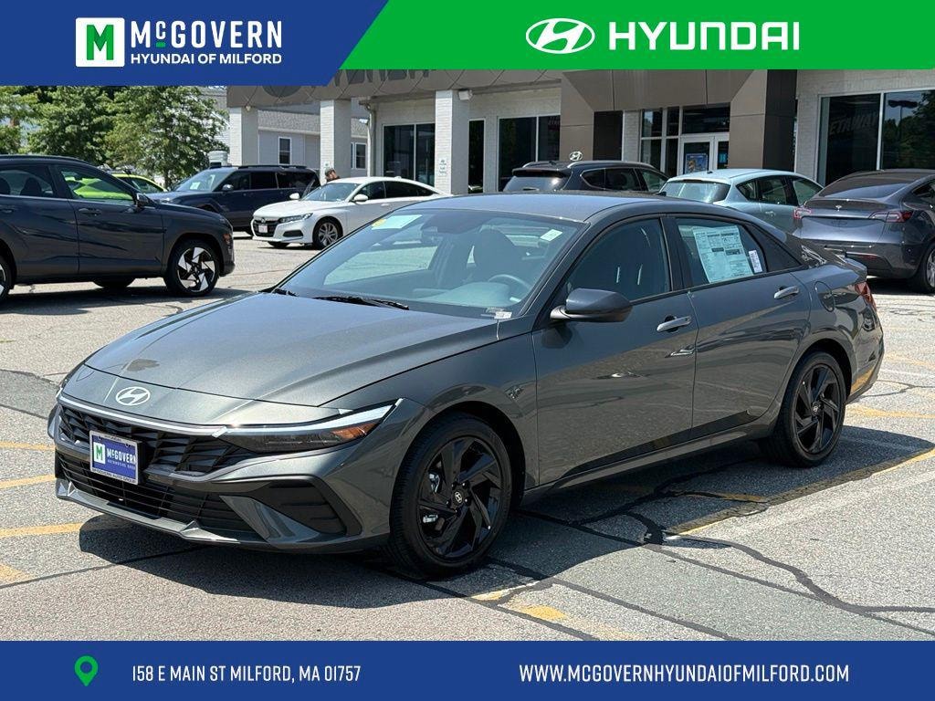 New 2026 Hyundai Elantra SEL Sport Sedan