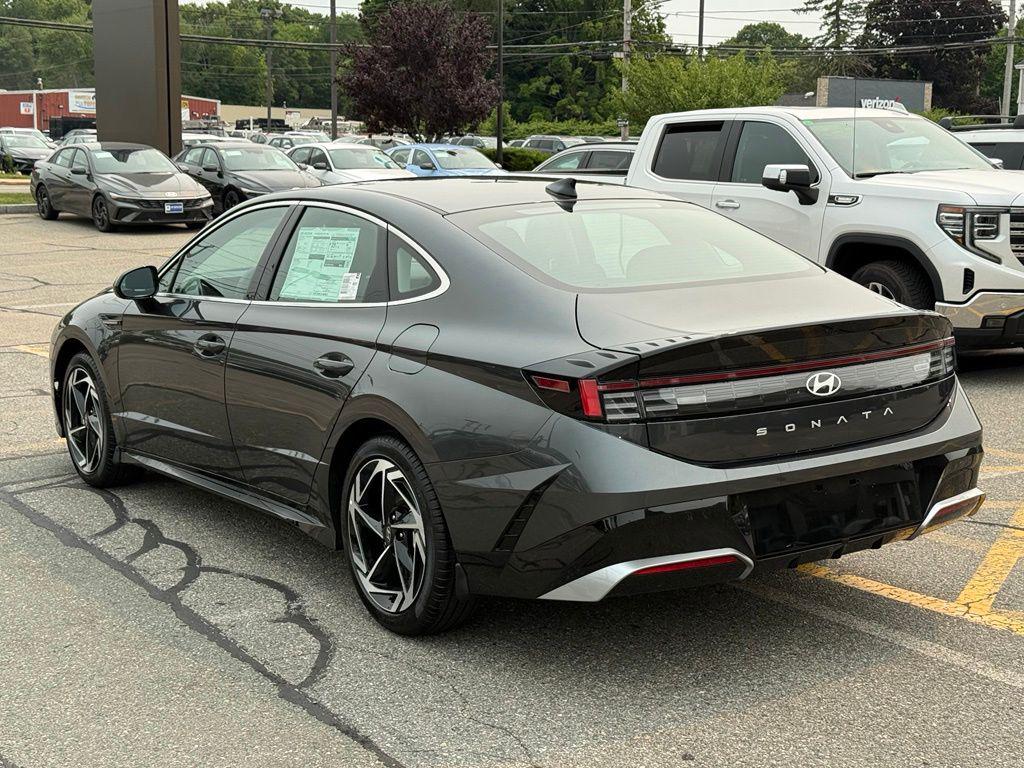 New 2026 Hyundai Sonata SEL Sport Sedan
