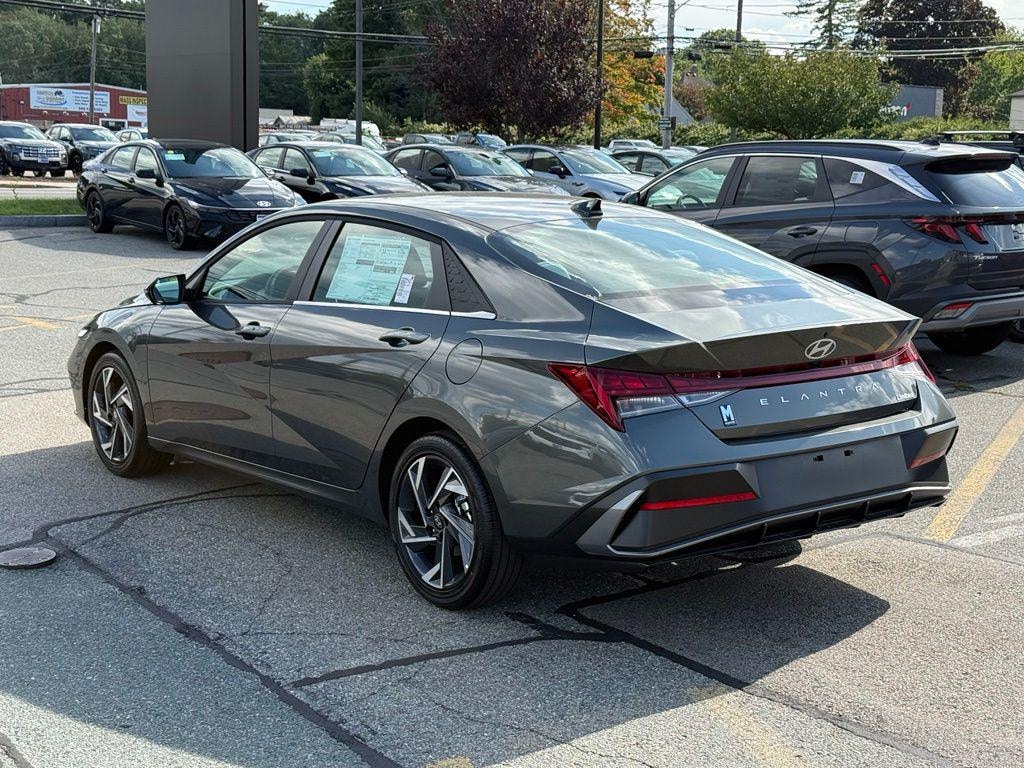 New 2026 Hyundai Elantra Limited Sedan