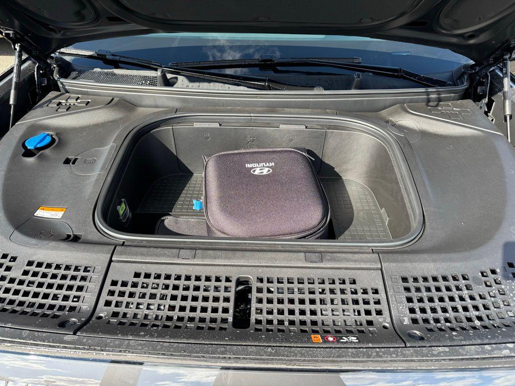 2026 Hyundai IONIQ 9 SE - Photo 10