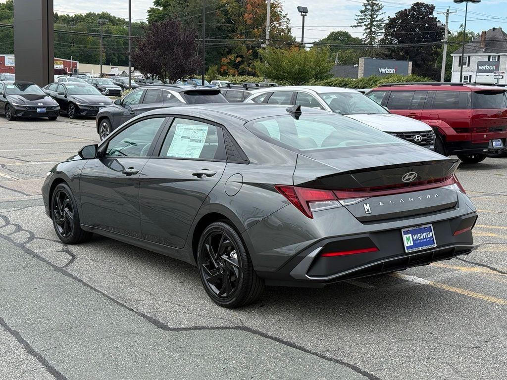 New 2026 Hyundai Elantra SEL Sport Sedan
