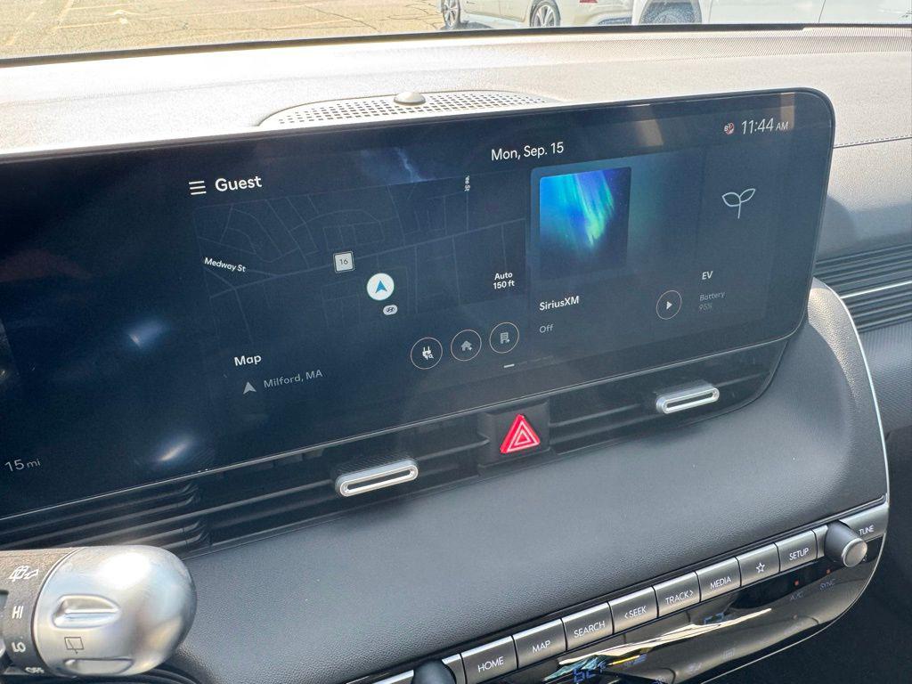 2025 Hyundai IONIQ 5 SEL - Photo 23