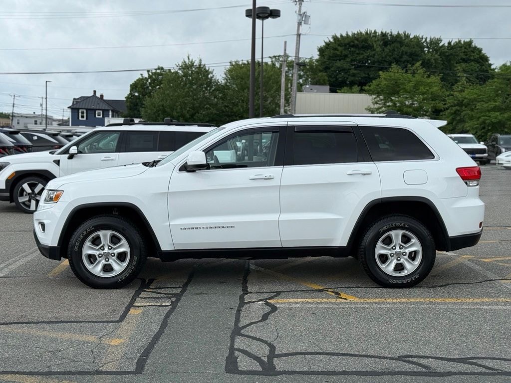 Used 2016 Jeep Grand Cherokee Laredo SUV