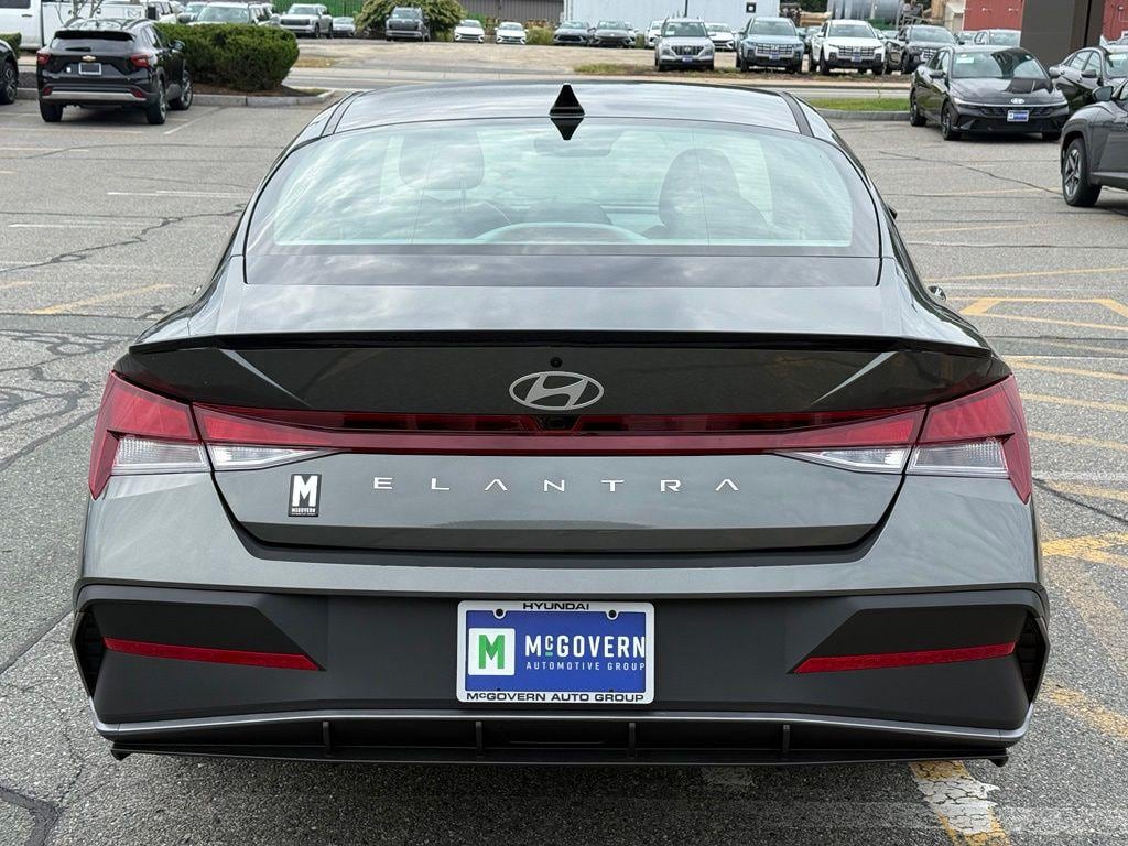 New 2026 Hyundai Elantra SEL Sport Sedan
