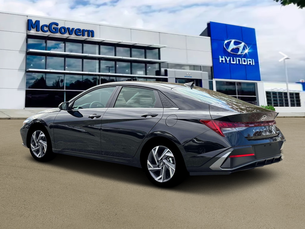 New 2026 Hyundai Elantra Limited Sedan