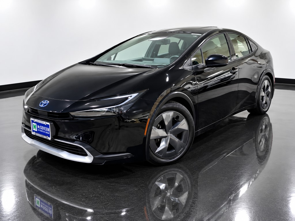 Used 2025 Toyota Prius Plug-in Hybrid SE Hatchback