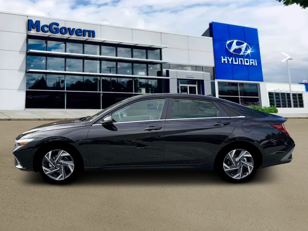New 2026 Hyundai Elantra Limited Sedan