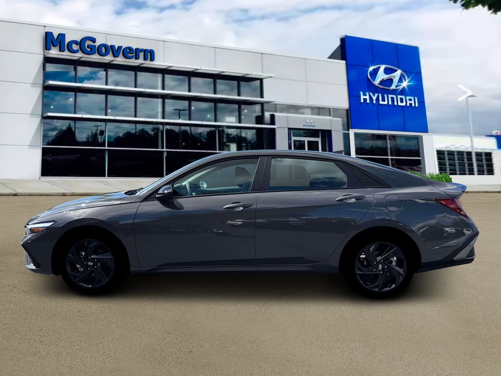New 2026 Hyundai Elantra SEL Sport Sedan