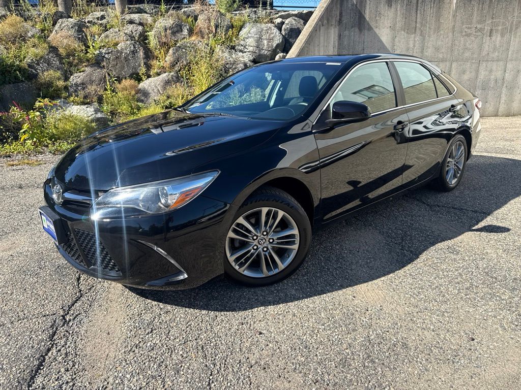 Used 2015 Toyota Camry SE with VIN 4T1BF1FK8FU111270 for sale in Arlington, MA