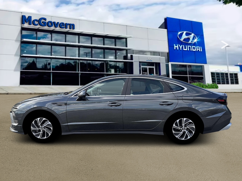 New 2026 Hyundai Sonata Hybrid Blue Sedan