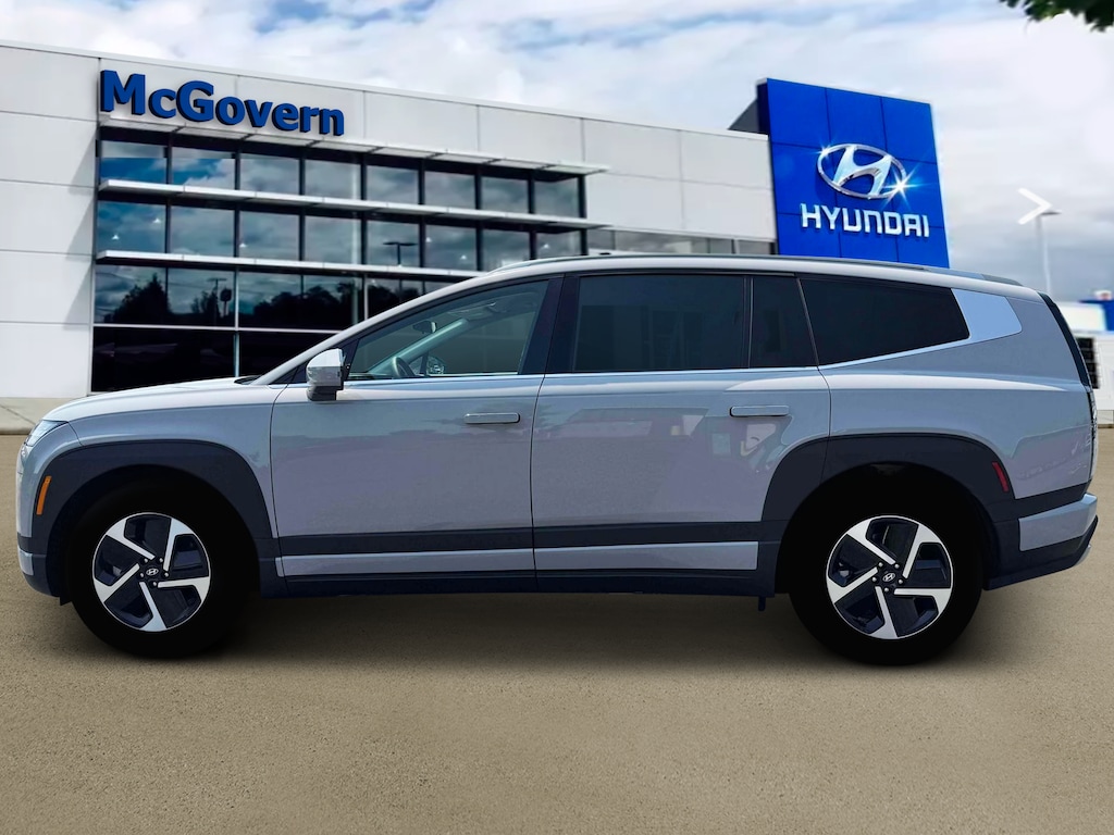 New 2026 Hyundai IONIQ 9 SE SUV