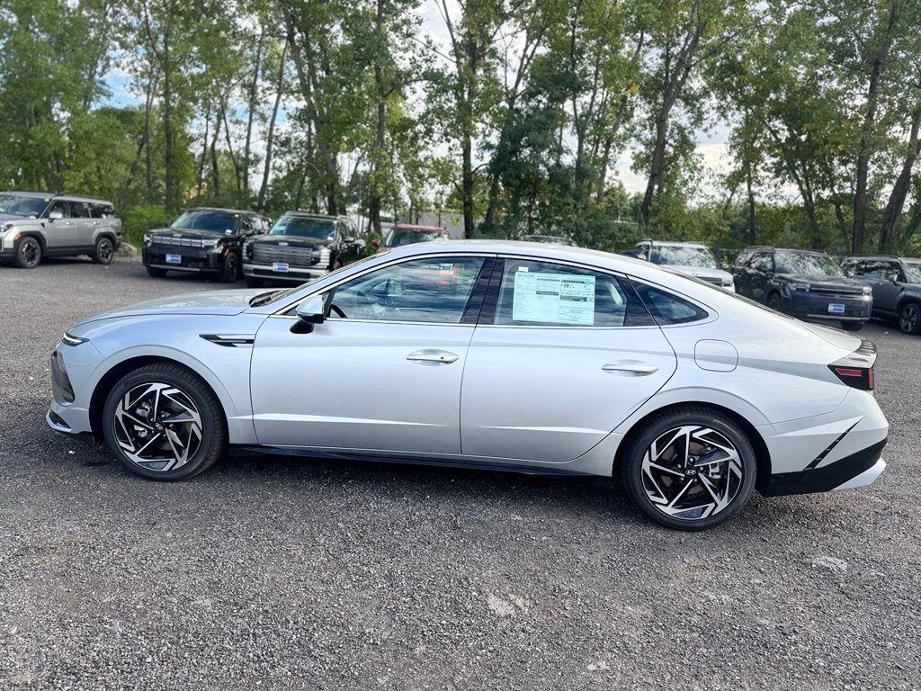 New 2026 Hyundai Sonata SEL Sport Sedan