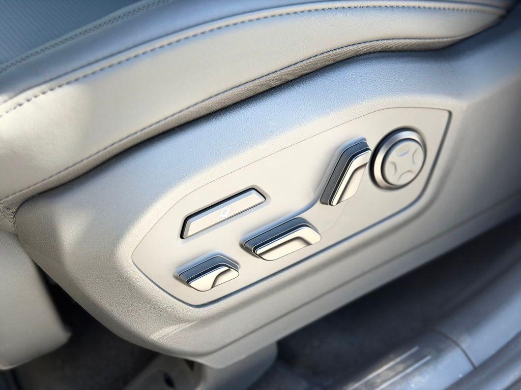 2026 Hyundai Santa Fe Calligraphy - Photo 15