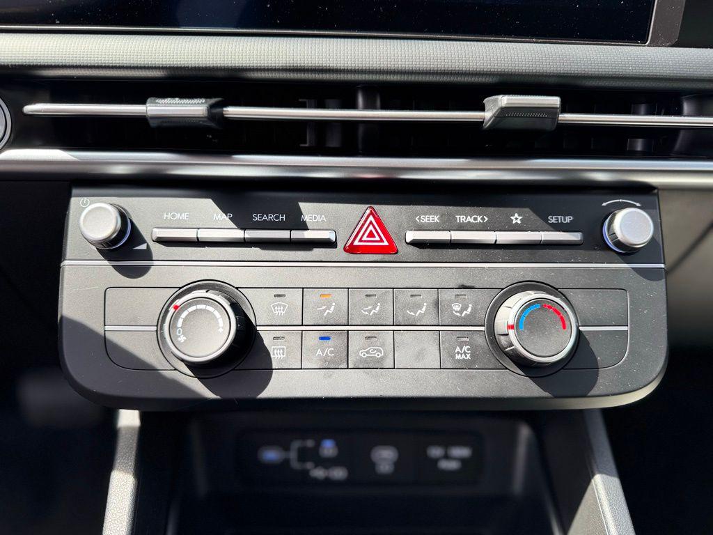 2026 Hyundai Tucson SE - Photo 18