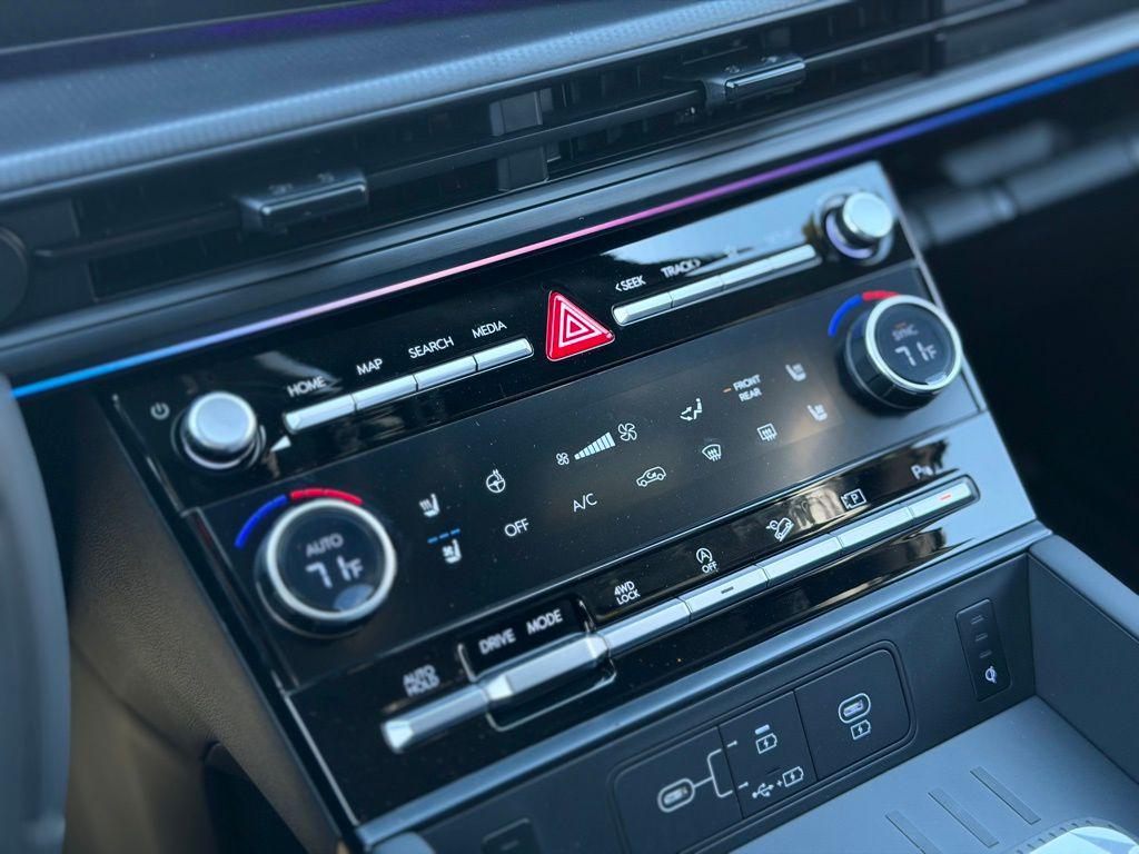 2026 Hyundai Santa Fe Calligraphy - Photo 18