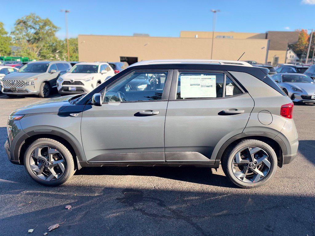 New 2026 Hyundai Venue SEL w/Two-Tone Roof SUV