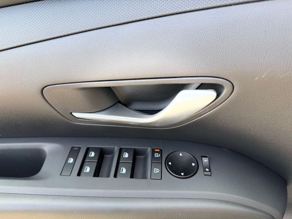 2026 Hyundai Tucson SE - Photo 20