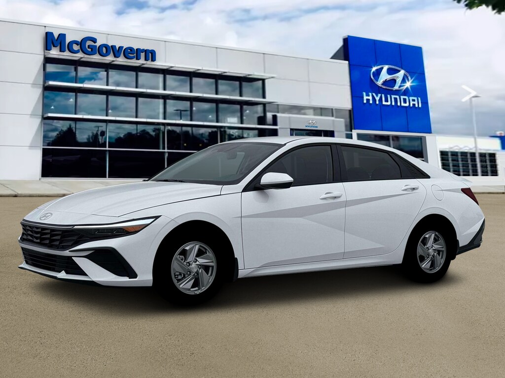 New 2026 Hyundai Elantra SE Sedan