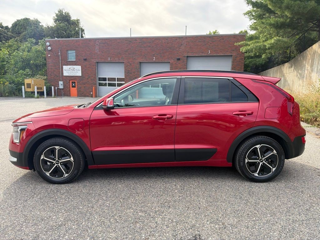 Used 2023 Kia Niro Plug-In Hybrid EX SUV
