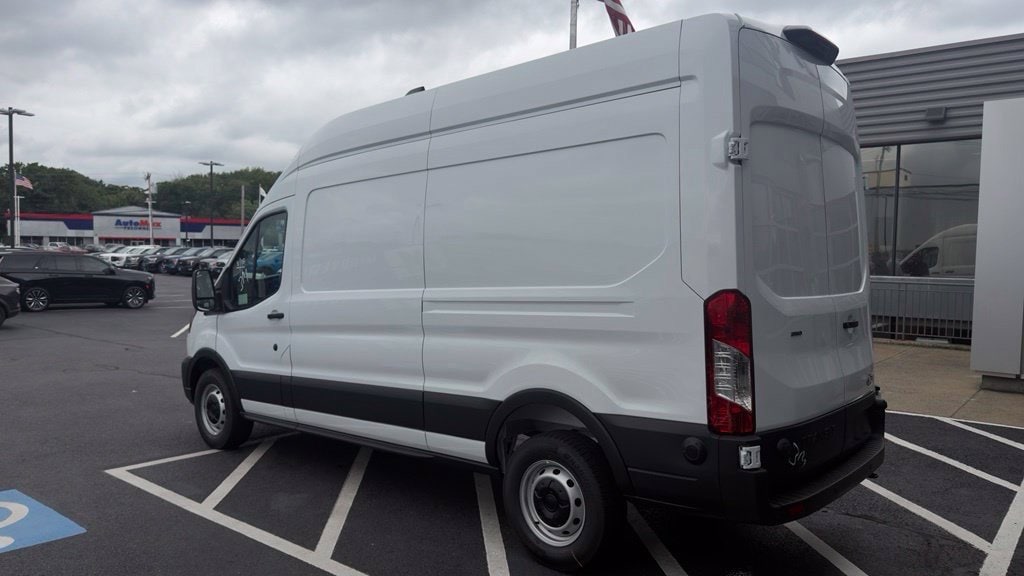 New 2027 Ford Transit-250 Base Van High Roof Ext. Van