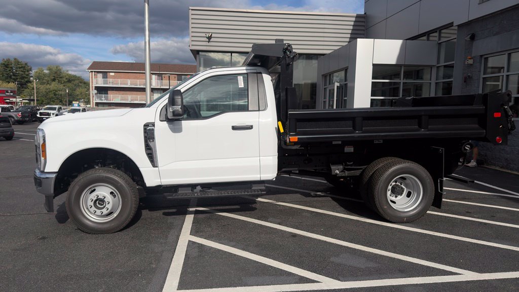 New 2026 Ford F-350SD Air-Flo Dump XL Truck Regular Cab