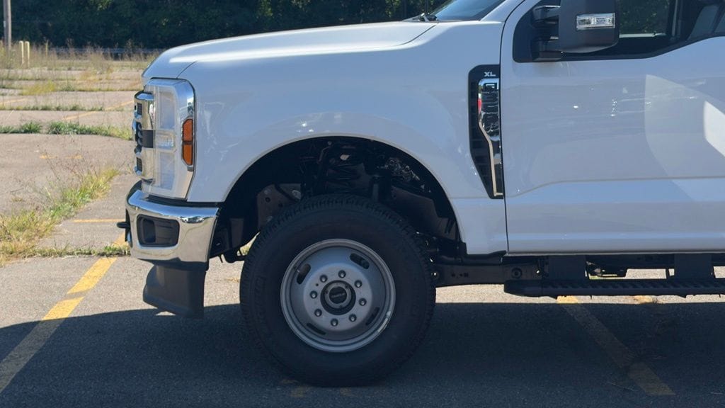 New 2026 Ford F-350SD Super Cab Galion Dump XL Truck Super Cab