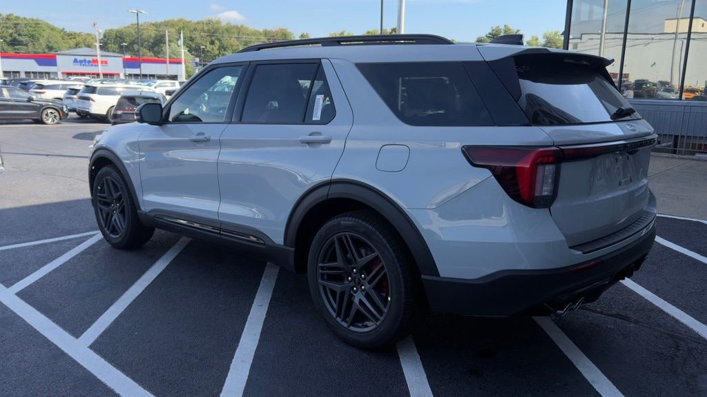 New 2027 Ford Explorer ST SUV